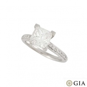 Princess Cut Diamond Ring in Platinum 2.02ct H/VS2